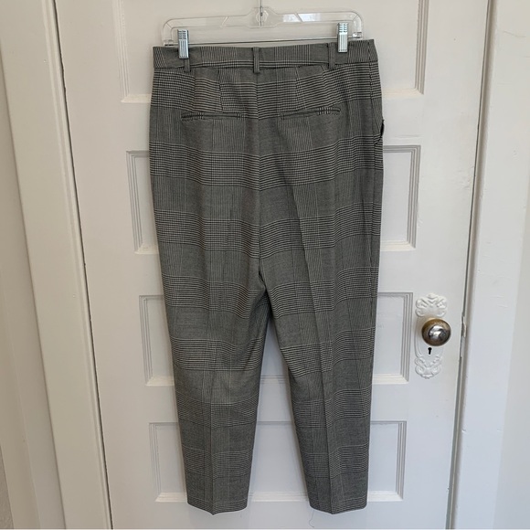 Club Monaco dress pant, size 6 - Picture 5 of 7